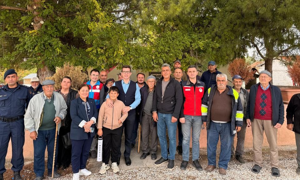 92093302_111863_camoba-koyunde-halk-topla